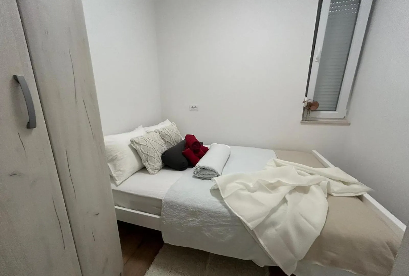 Julia Apartment ザダル
